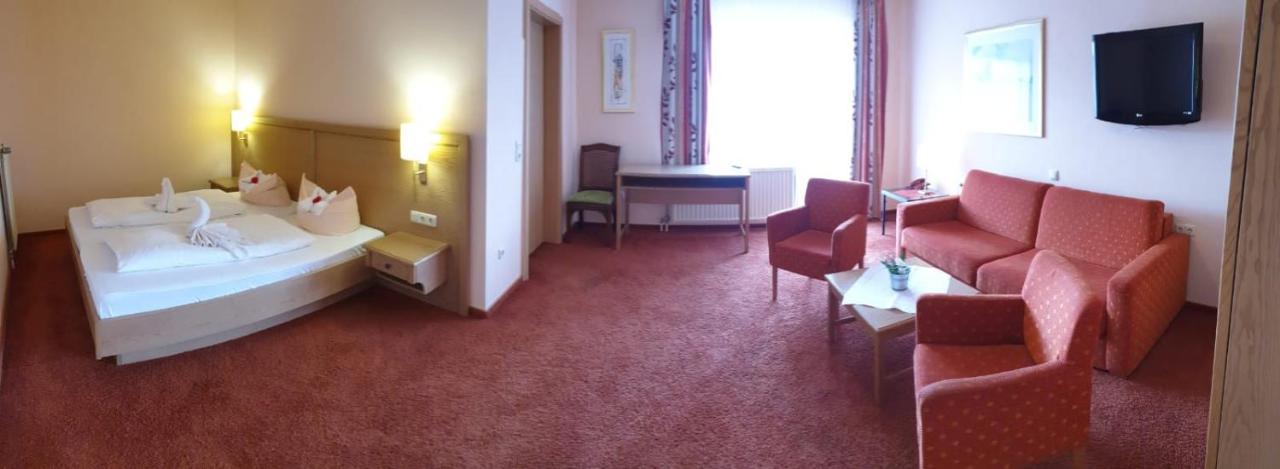 Hotel Igelstadt Furstenberg  Ngoại thất bức ảnh