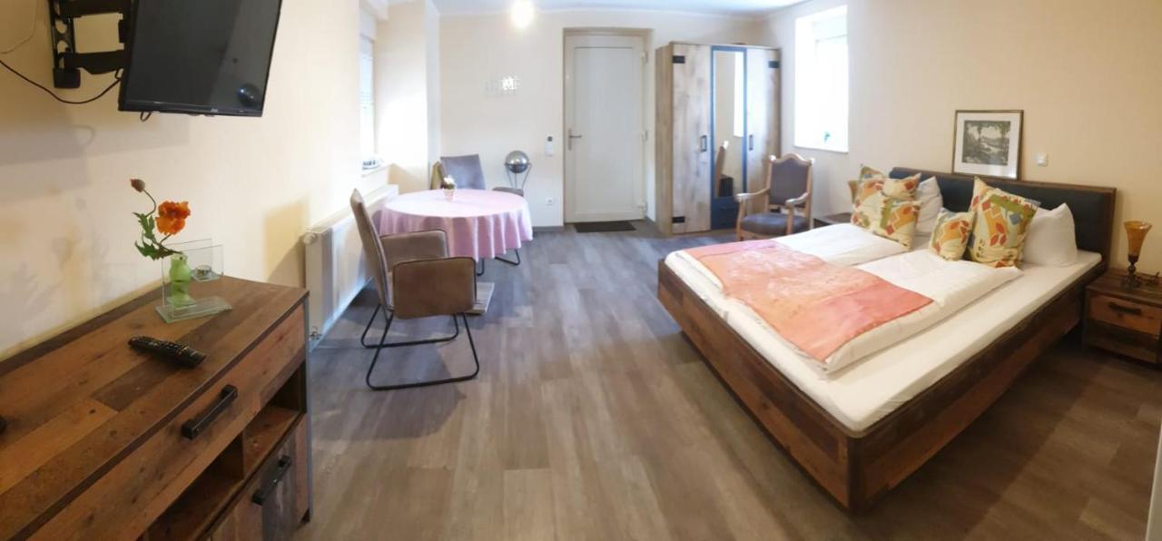 Hotel Igelstadt Furstenberg  Ngoại thất bức ảnh