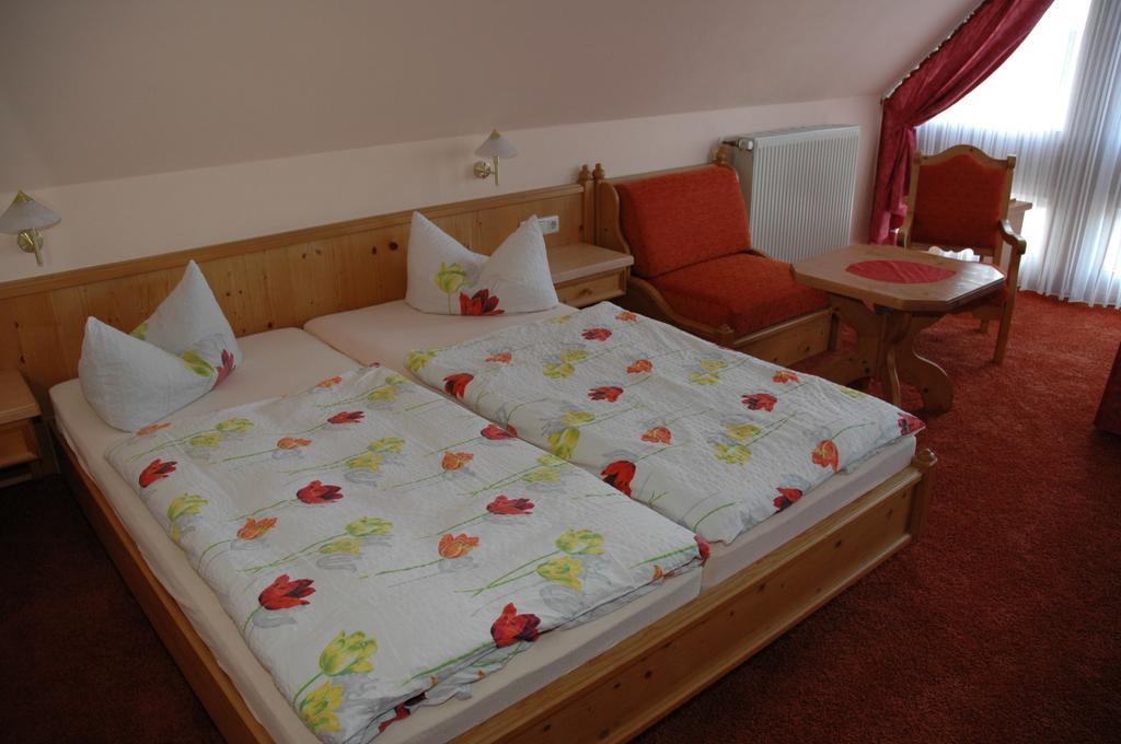 Hotel Igelstadt Furstenberg  Ngoại thất bức ảnh